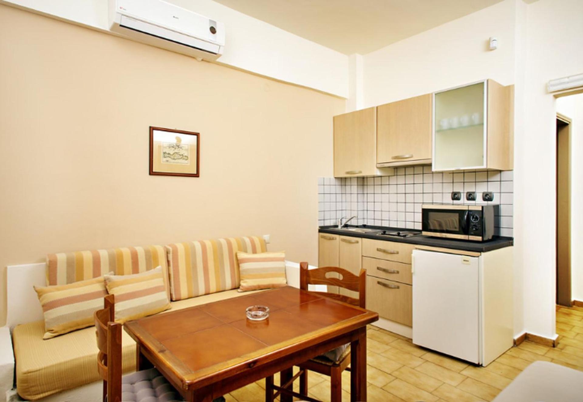 Lili Apartments,Oasis 2,5 Km From Hania Center Parigoria 외부 사진